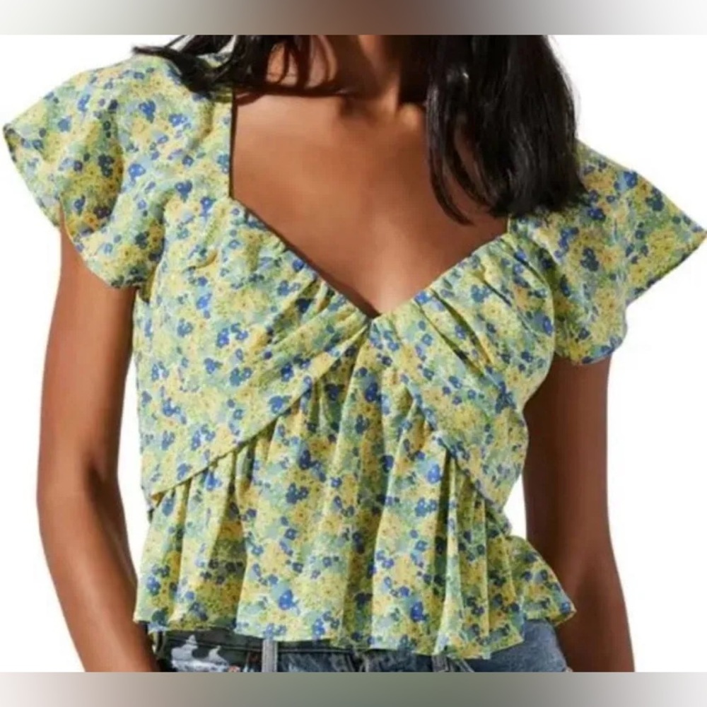 Floral Ruffle Sleeve Top